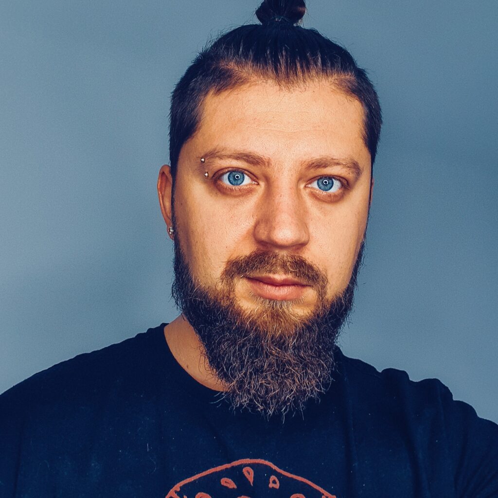 Alexandru Stoica - solist vocal si om de radio